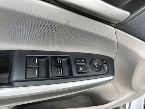 Used 2010 Honda Accord EX image 16