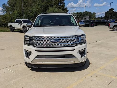 Used 2019 Ford Expedition Platinum RWD image 8