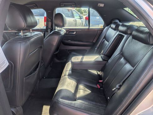 Used 2007 Cadillac DTS Luxury I FWD image 10