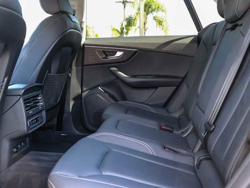 Used 2023 Audi Q8 Premium w/ Convenience Package AWD/4WD image 19