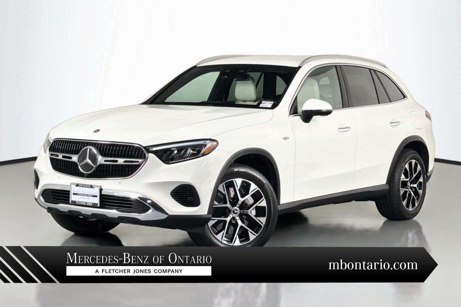 Used 2025 Mercedes-Benz GLC 350e 4MATIC image 1
