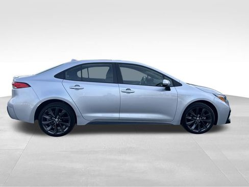 Certified 2024 Toyota Corolla SE image 5