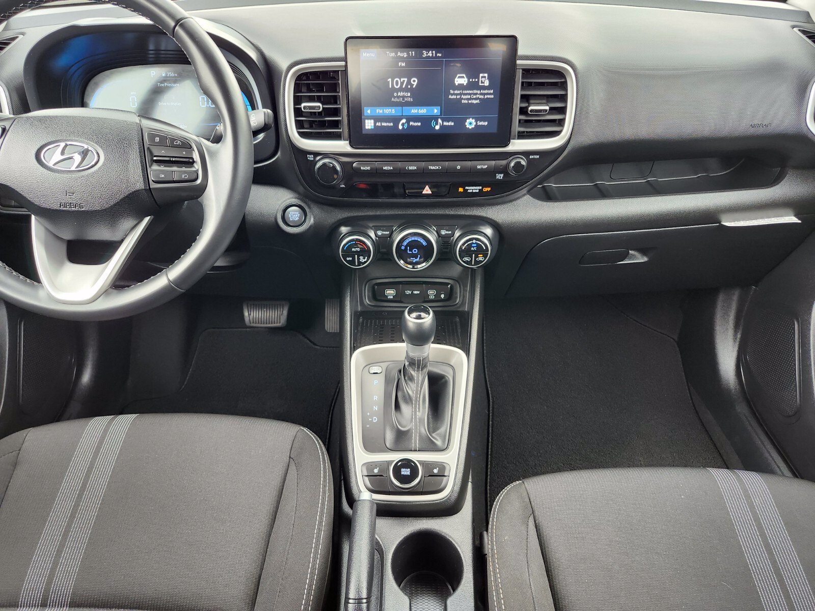 Certified 2026 Hyundai Venue SEL FWD image 14