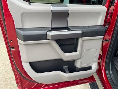 Used 2019 Ford F150 XLT w/ Equipment Group 302A Luxury AWD/4WD image 21