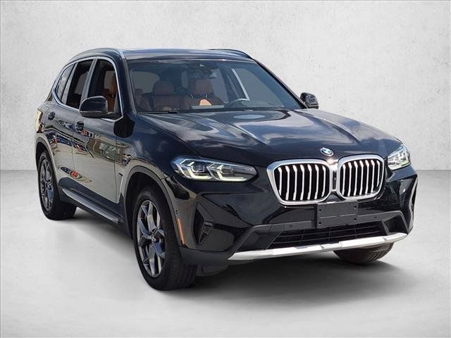 Used 2024 BMW X3 xDrive30i w/ Convenience Package AWD/4WD image 3