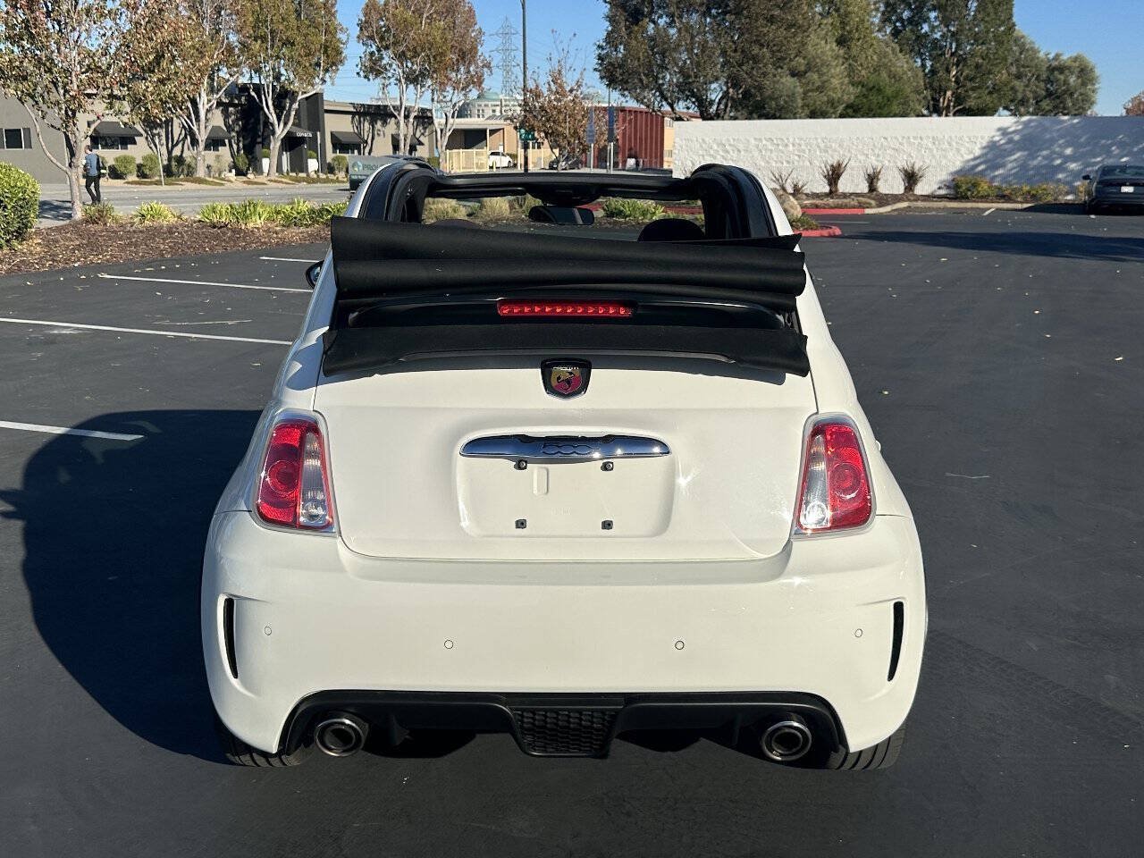 Used 2015 FIAT 500 Abarth w/ Beats Audio Package FWD image 6