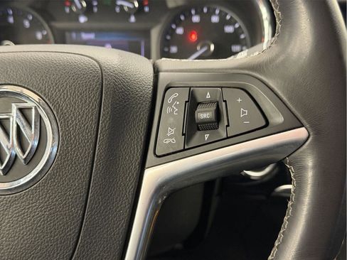 Used 2022 Buick Encore Preferred w/ Safety Package AWD/4WD image 18
