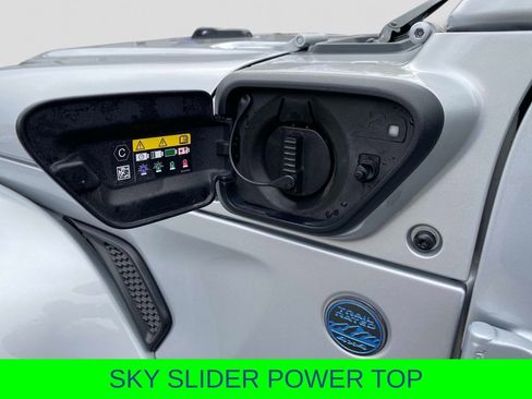 Used 2024 Jeep Wrangler High Altitude image 12