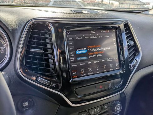 Used 2022 Jeep Cherokee Limited w/ Elite Package image 14