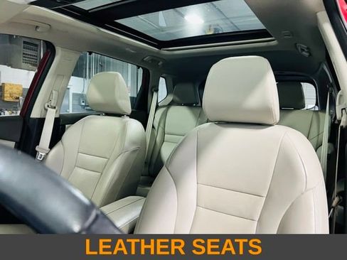 Used 2022 Nissan Rogue SL w/ SL Premium Package FWD image 3