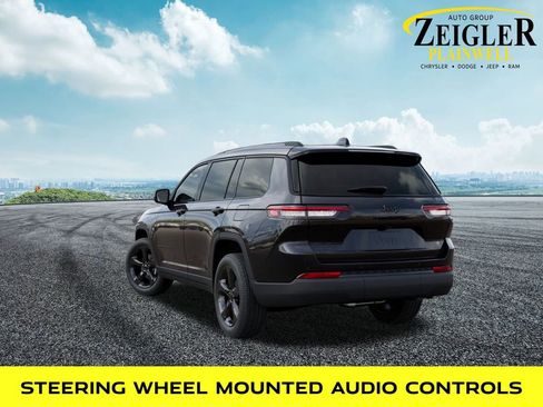 New 2025 Jeep Grand Cherokee L Altitude image 3