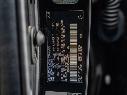Certified 2022 Toyota 4Runner SR5 AWD/4WD image 41