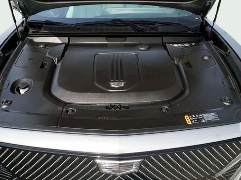 Used 2024 Cadillac Lyriq Luxury RWD image 13