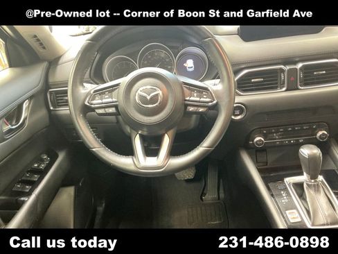 Used 2019 MAZDA CX-5 Touring image 17
