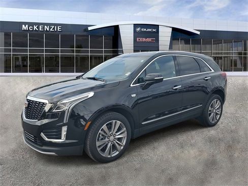 Used 2025 Cadillac XT5 Premium Luxury image 2