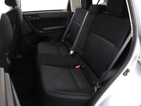 Used 2018 Subaru Forester 2.5i Premium w/ All-Weather Package AWD/4WD image 10