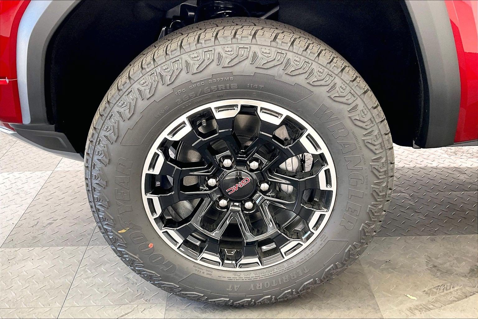 New 2026 GMC Canyon AT4 AWD/4WD image 14