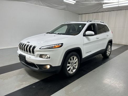 Used 2016 Jeep Cherokee Limited AWD/4WD image 5