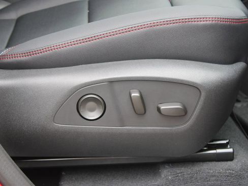New 2026 Chevrolet Traverse RS FWD image 28