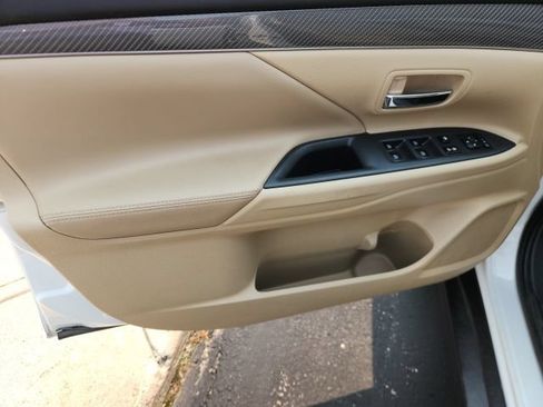 Used 2020 Mitsubishi Outlander GT AWD/4WD image 12