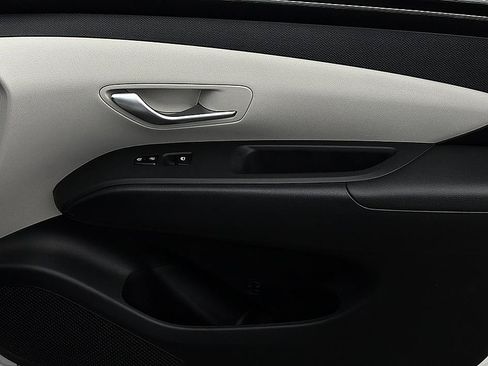 Certified 2023 Hyundai Tucson SEL FWD image 25