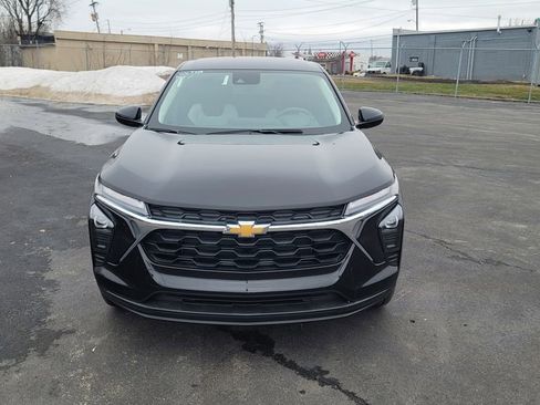 New 2026 Chevrolet Trax LS w/ LS Convenience Package image 4