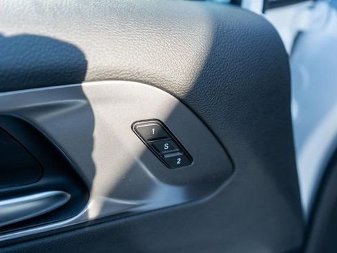 New 2026 Chrysler Pacifica Select image 14