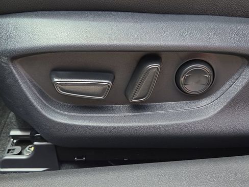 New 2026 Toyota Camry SE w/ Convenience Package FWD image 19