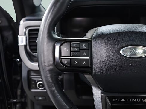Used 2025 Ford F250 Platinum AWD/4WD image 11