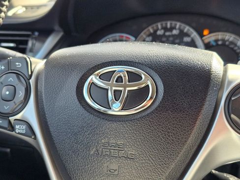 Used 2013 Toyota Camry SE FWD image 28