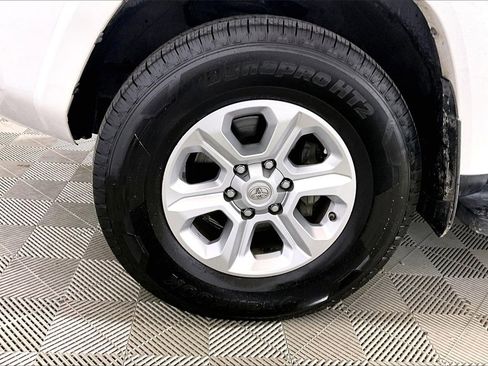 Used 2021 Toyota 4Runner SR5 image 7