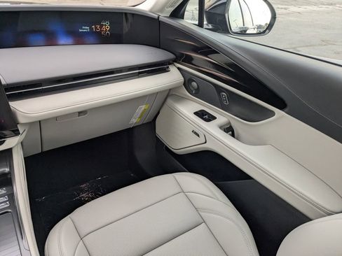 New 2026 Lincoln Nautilus Premier w/ Equipment Group 102A image 17