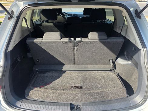 Used 2018 Volkswagen Tiguan S w/ Front Fog Lights Package image 14