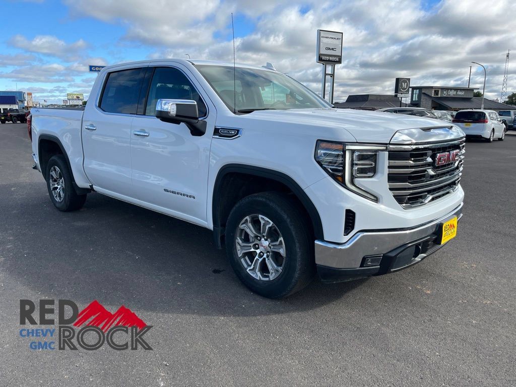 Used 2025 GMC Sierra 1500 SLT AWD/4WD image 9