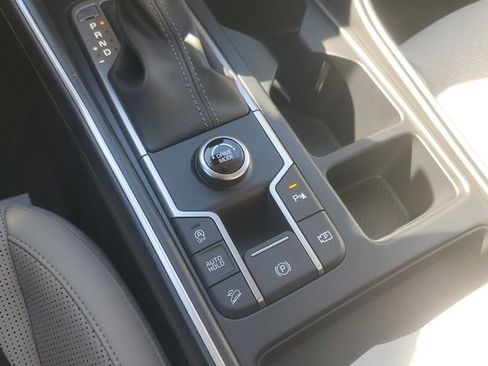 Certified 2025 Kia Sorento S FWD image 23