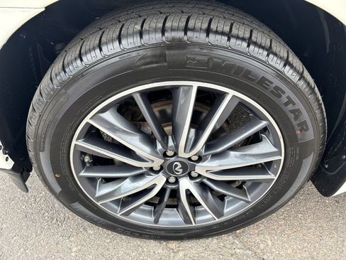 Used 2018 INFINITI QX60 Luxe w/ Deluxe Technology Package image 35