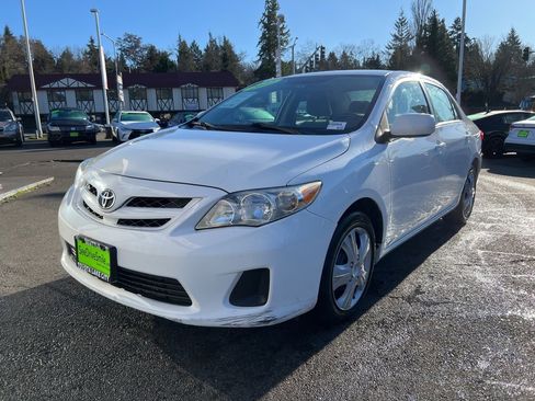 Used 2012 Toyota Corolla LE image 8