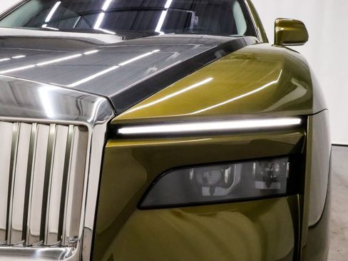 Used 2024 Rolls-Royce Spectre w/ Spectre Launch Package image 70