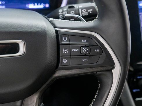 Used 2021 Jeep Grand Cherokee L Limited image 22