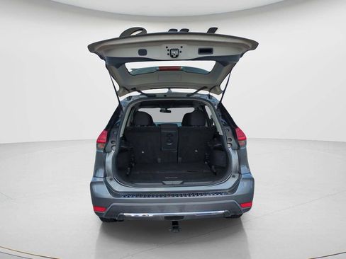 Used 2017 Nissan Rogue SV FWD image 9