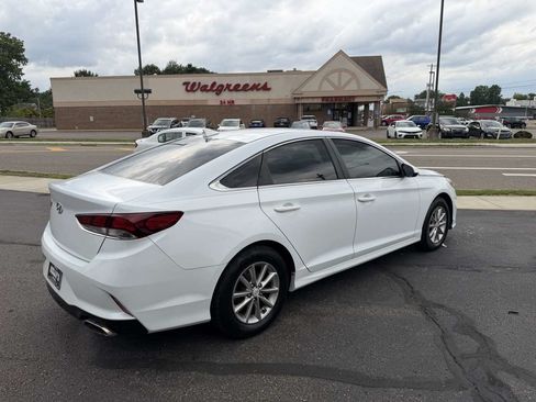 Used 2018 Hyundai Sonata SE FWD image 5