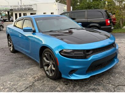 Used 2016 Dodge Charger SXT w/ Rallye Group