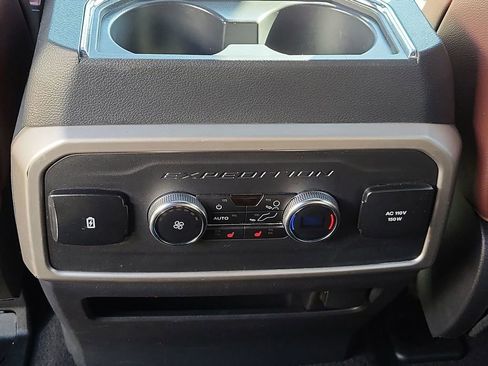 Used 2024 Ford Expedition Max Limited image 22