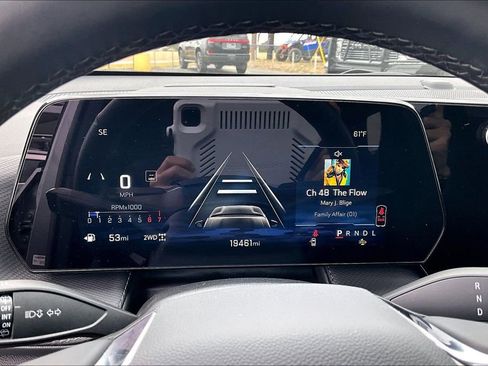 Used 2025 Chevrolet Equinox LT image 27