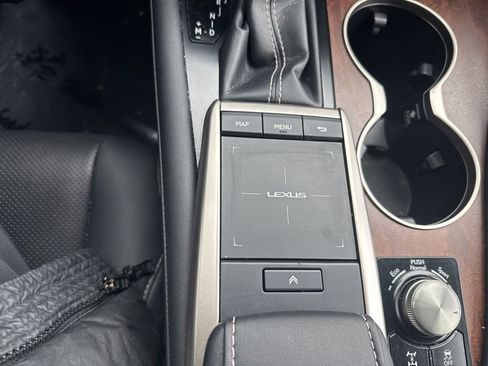 Used 2022 Lexus RX 350L Premium image 30