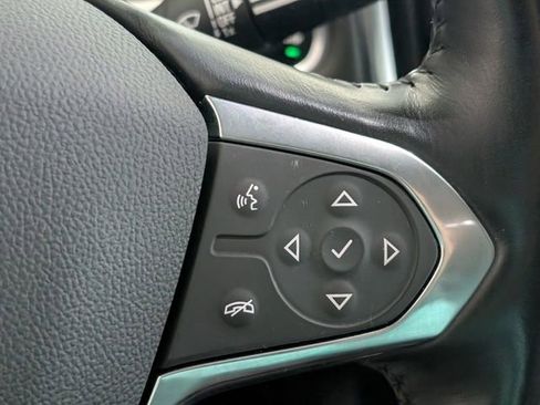 Certified 2020 Chevrolet Traverse LT w/ Driver Confidence II Package image 26