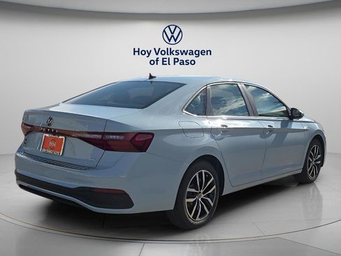 New 2026 Volkswagen Jetta SE image 3