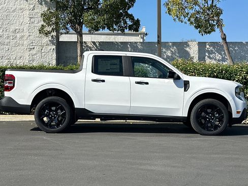 New 2025 Ford Maverick XLT w/ Black Appearance Package image 3