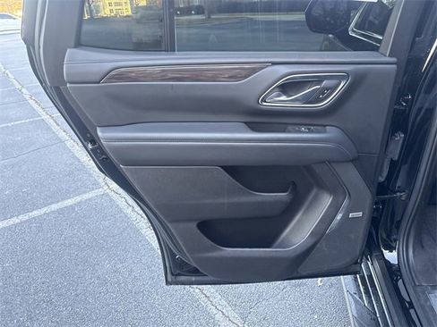 Used 2022 Chevrolet Tahoe LT image 15