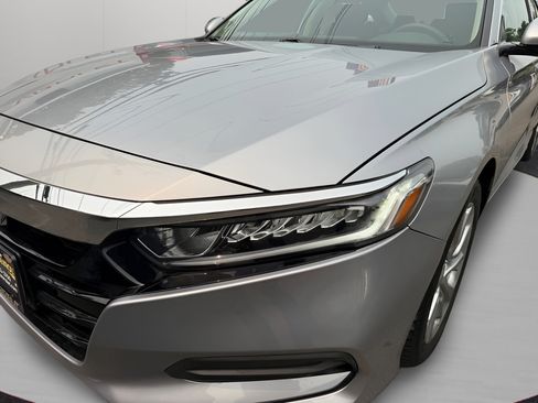 Used 2019 Honda Accord LX image 9